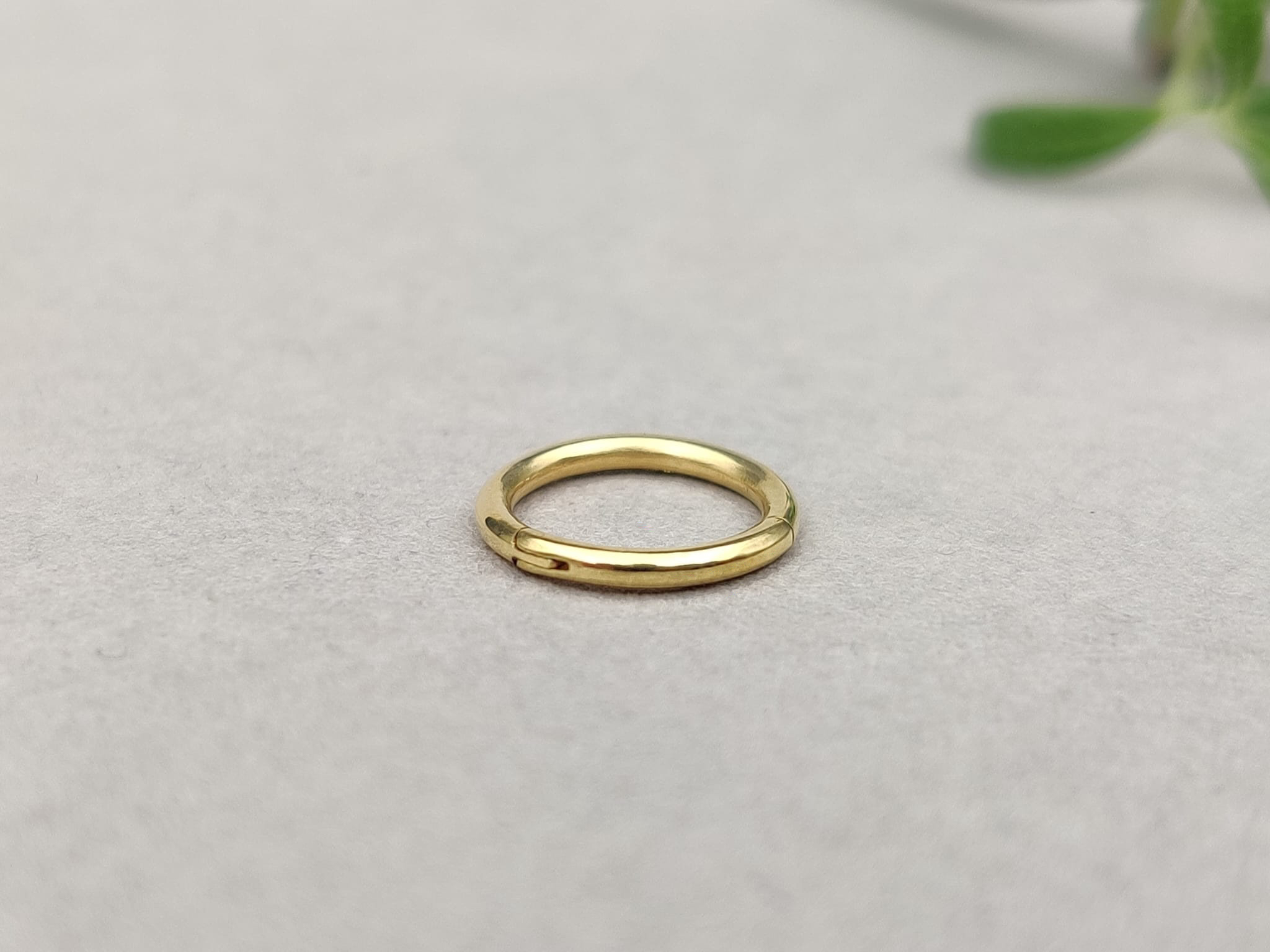 Cercel cu balama din aur galben 14k - imagine 2