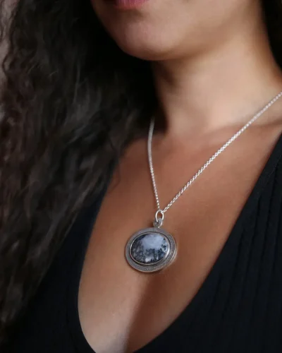 Bijuterii lucrate manual cu pasiune